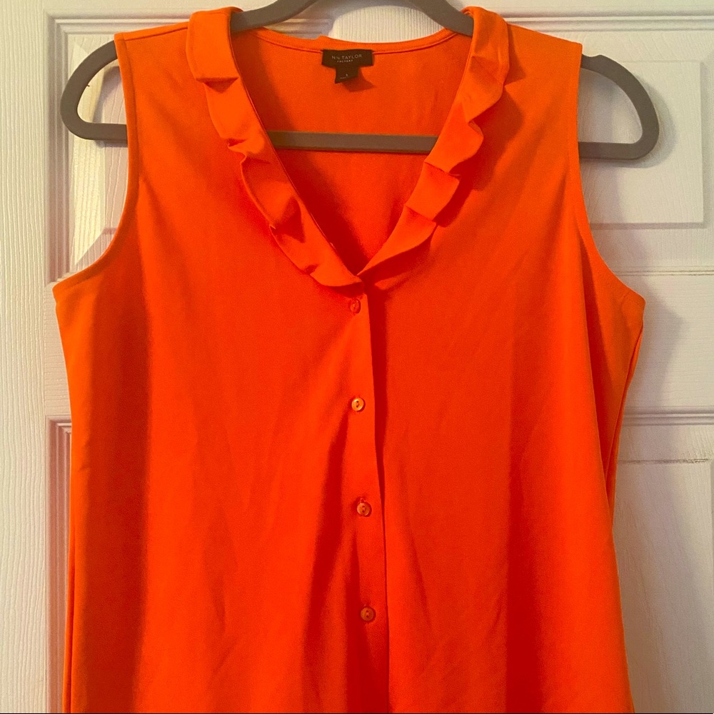 Ann Taylor Factory Sz S button up tank